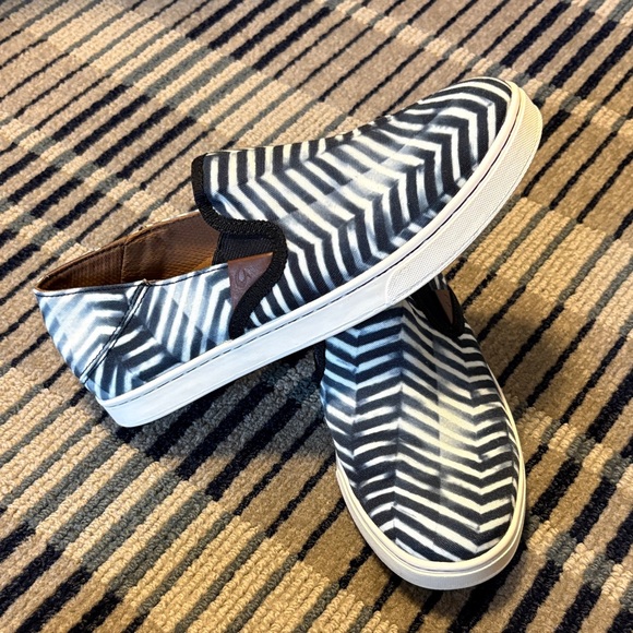 OluKai Shoes - OluKai Black and White Patterned Loafers